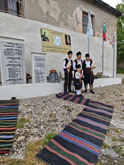 МЕМОРИАЛ НА ПАМЕТТА В С. ЧУРЕН  6